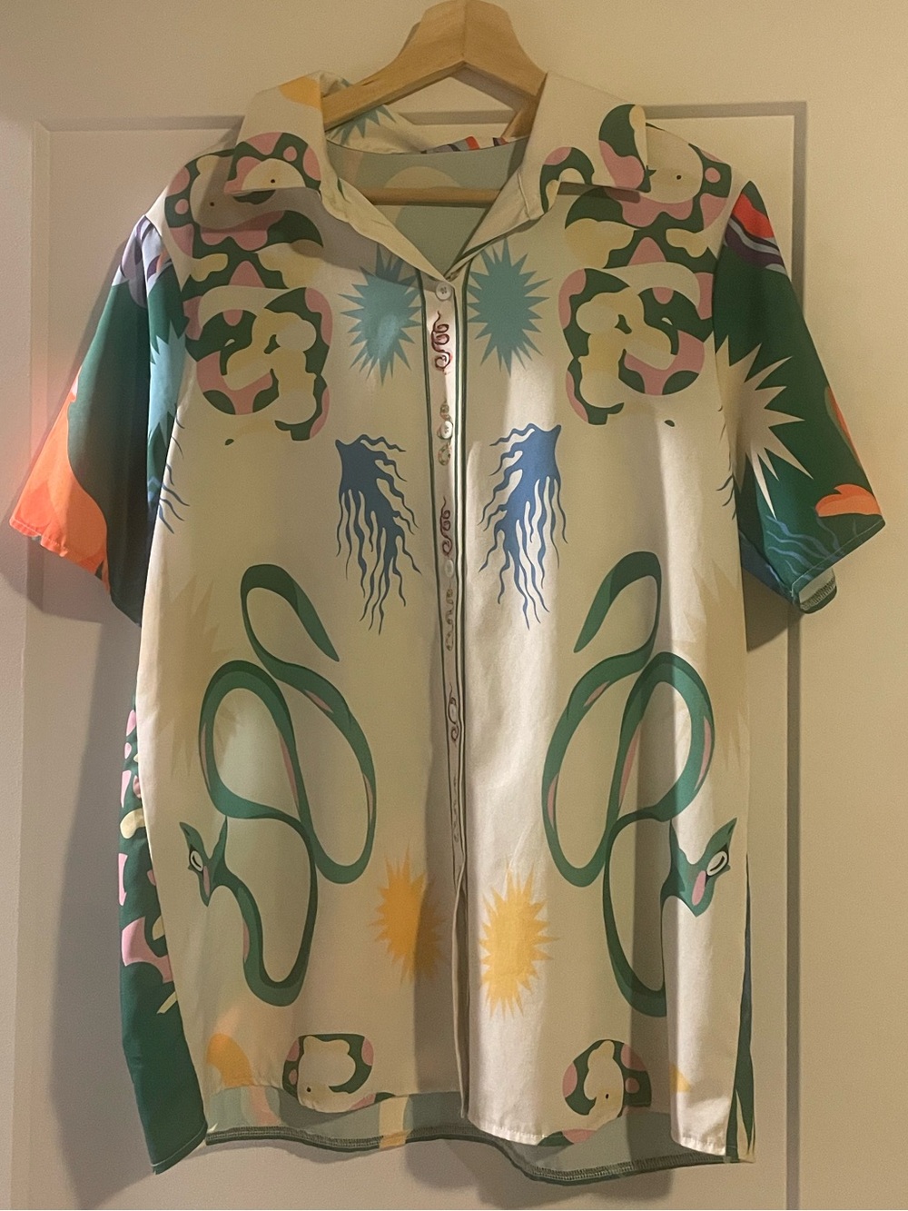 Serpent/Snake Green Cream Short Sleeve Button Up Top